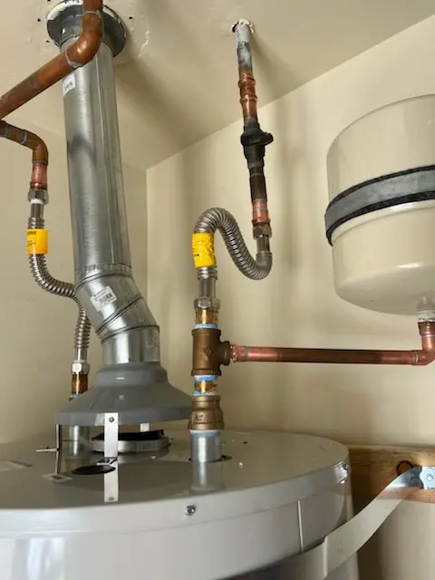 Water heater installation and plumbing repair in Lihue